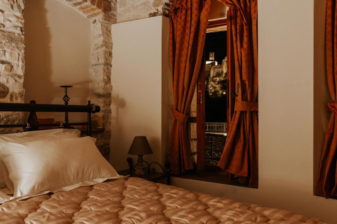 Hotel Ss Kekezi Gjirokastër Eksteriør billede