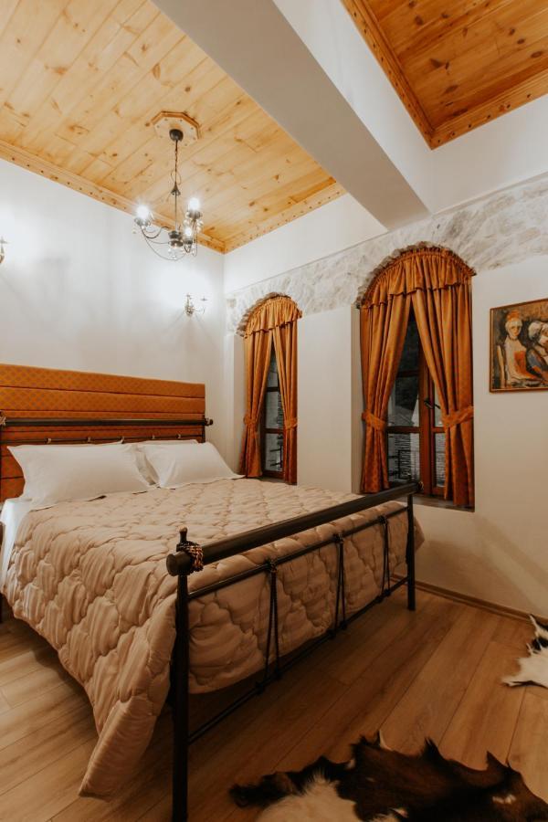 Hotel Ss Kekezi Gjirokastër Eksteriør billede