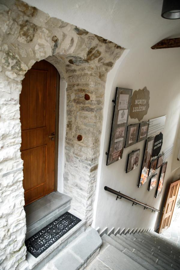 Hotel Ss Kekezi Gjirokastër Eksteriør billede