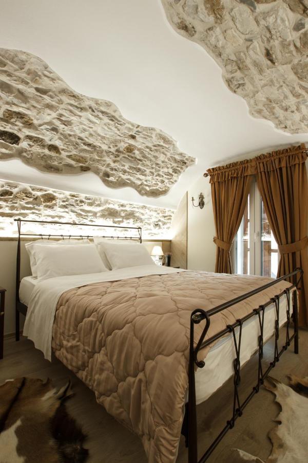 Hotel Ss Kekezi Gjirokastër Eksteriør billede